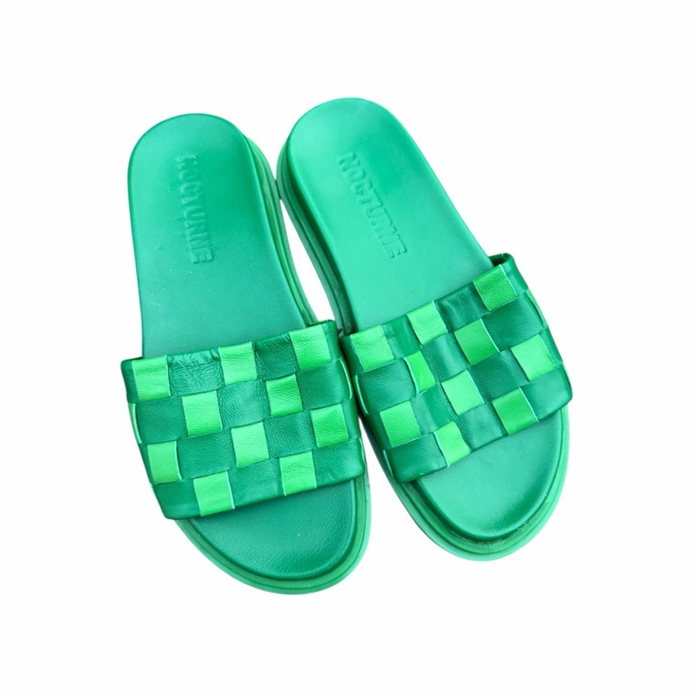 Nocturne Green checkered Slide Sandals by Nocturne size 39 / 9